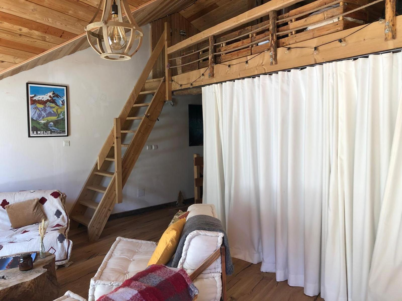 Mon Roc - Maison De Montagne Atypique Avec Vue Ла Грав Екстериор снимка