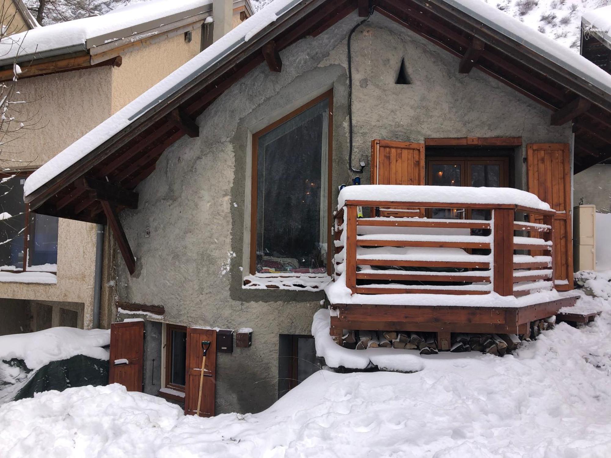 Mon Roc - Maison De Montagne Atypique Avec Vue Ла Грав Екстериор снимка